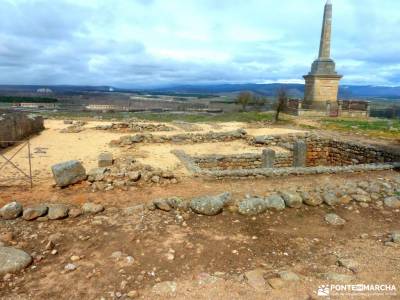 Yacimiento Numancia y Villa Almazán;tiatordos renclusa los pueblos negros